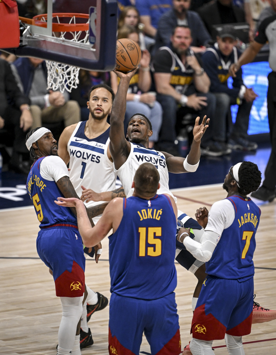 国际比赛日意大利杯焦点战，明尼苏达森林狼刷新队史纪录，态度坚定，训练强度明显提升的简单介绍